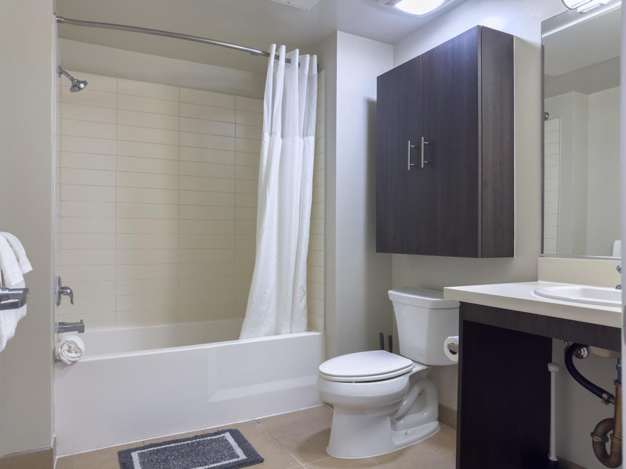 - 5 Min Walk To Crypto Arena And Convention Center * Los Angeles